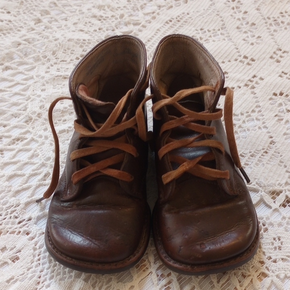 Vintage Brown Leather Toddlers Shoes